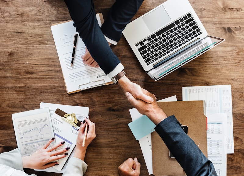 Professional interpreter supporting a business negotiation in China
