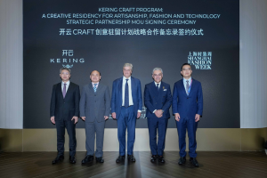 kering-shanghai-fashion-week-group-courtesy