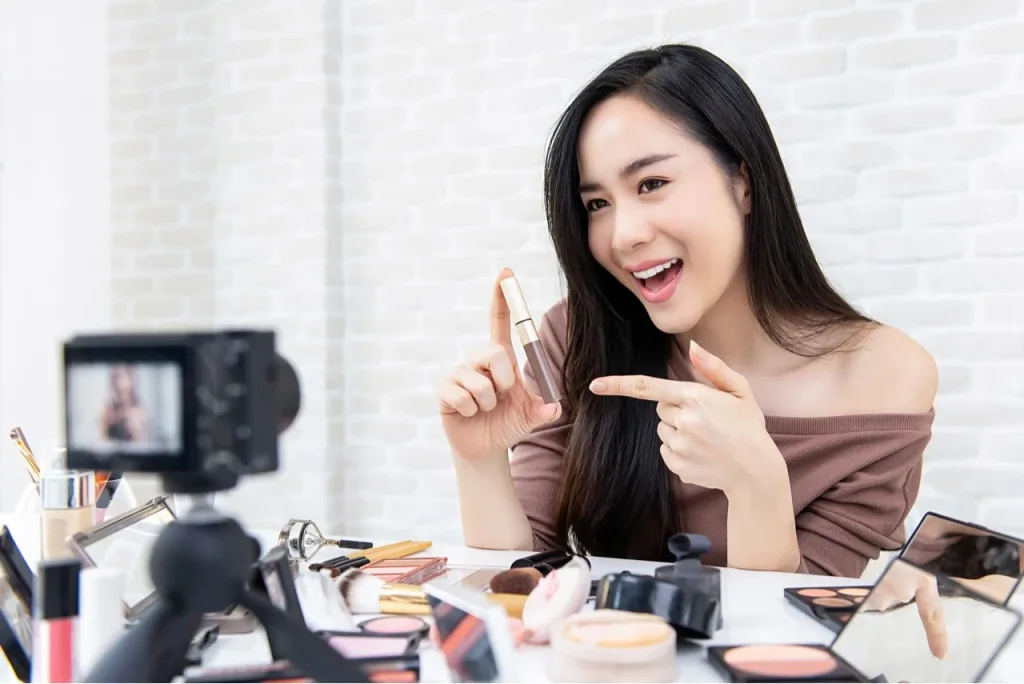 KOLs for Chinese Market 2026 by HI-COM ASIA